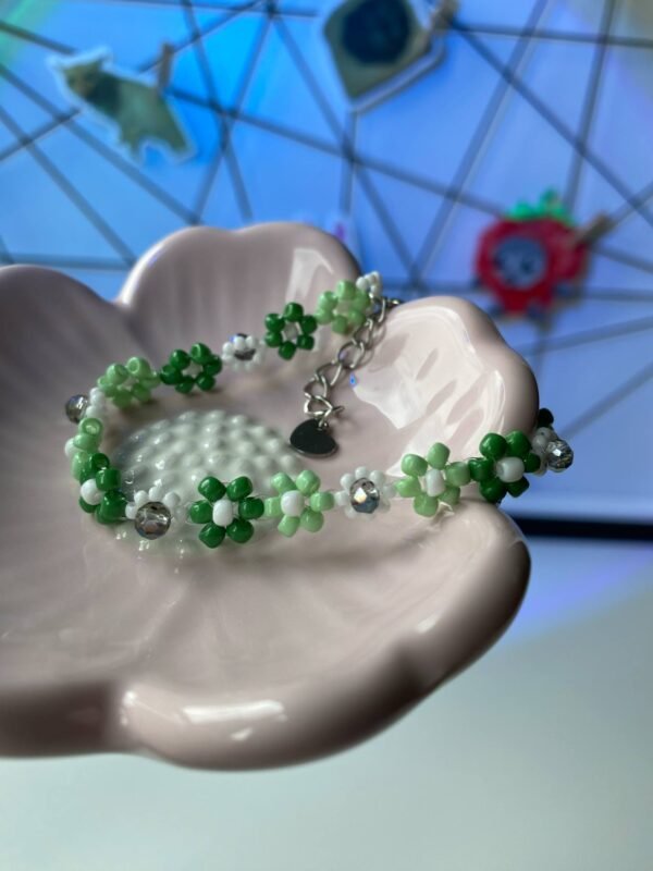 Hellebore bracelet